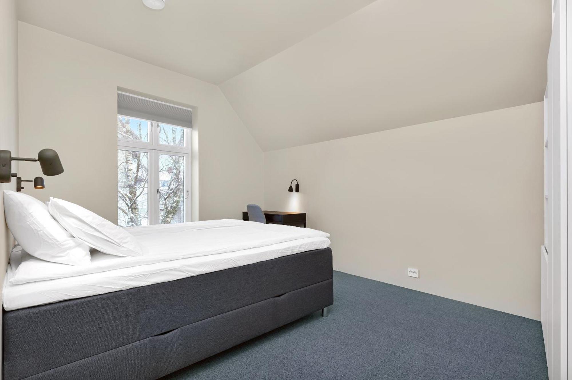 Central Guest House - Bedroom With En Suite Bathroom Stavanger Phòng bức ảnh