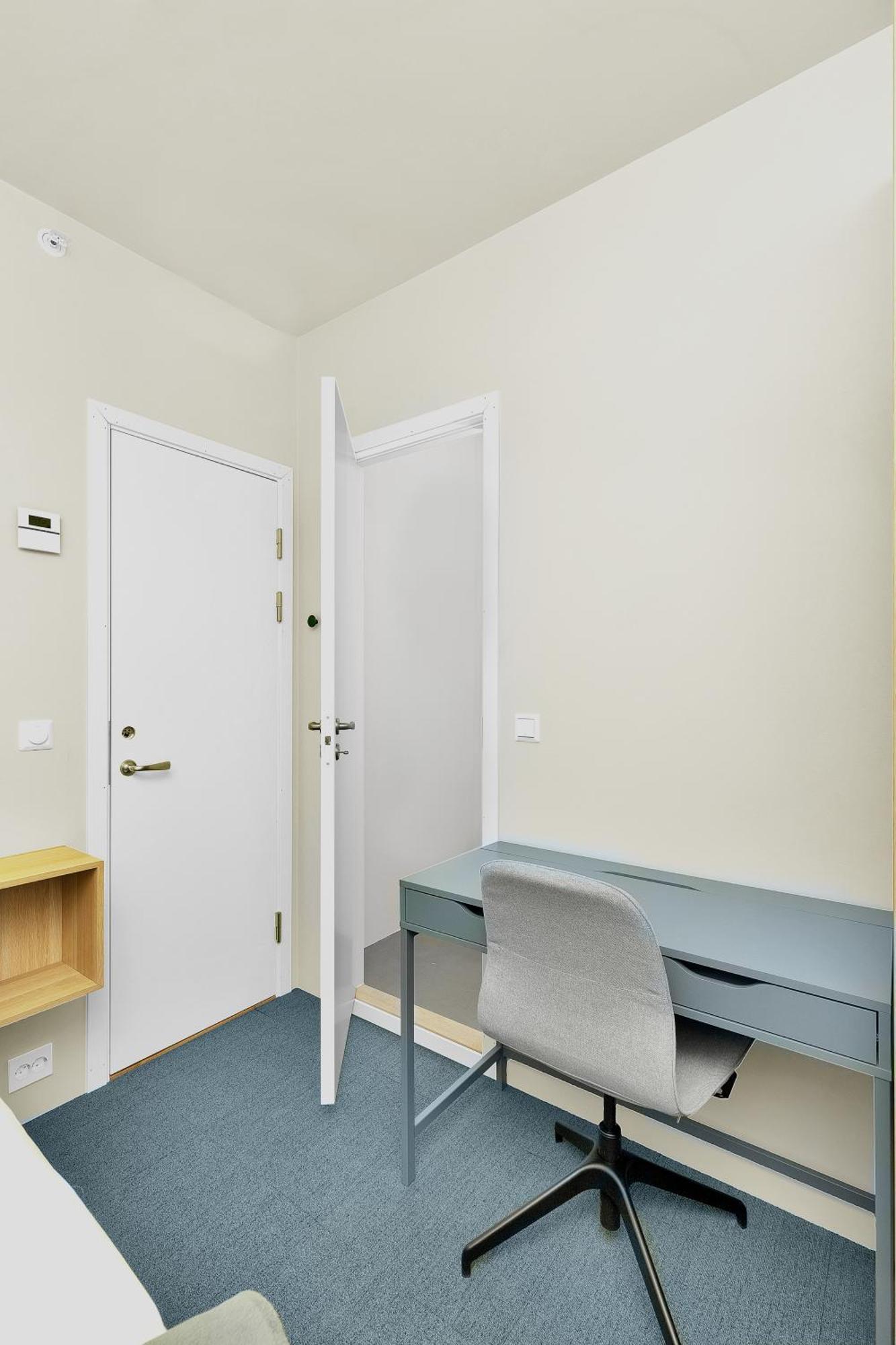Central Guest House - Bedroom With En Suite Bathroom Stavanger Phòng bức ảnh