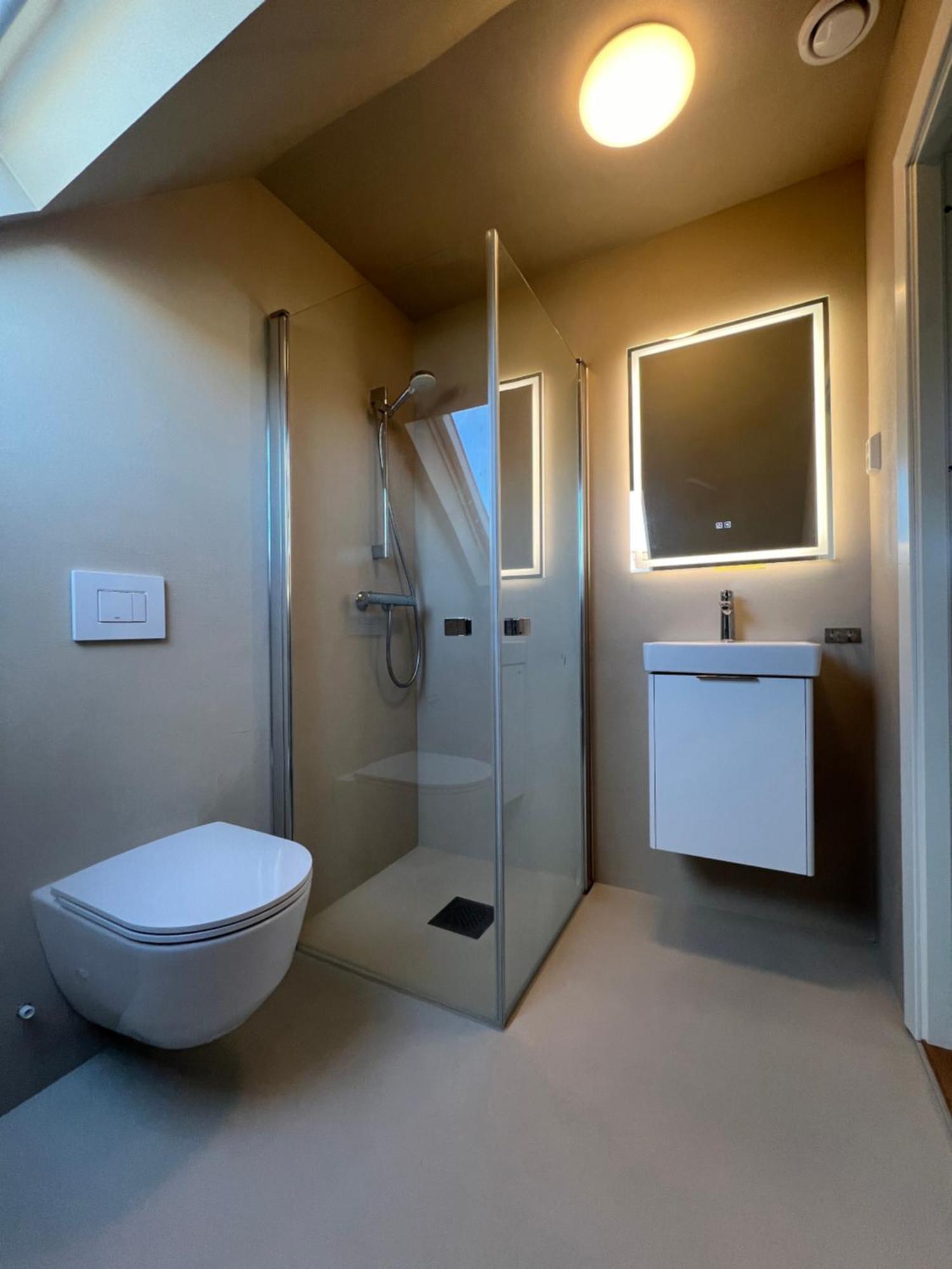 Central Guest House - Bedroom With En Suite Bathroom Stavanger Phòng bức ảnh